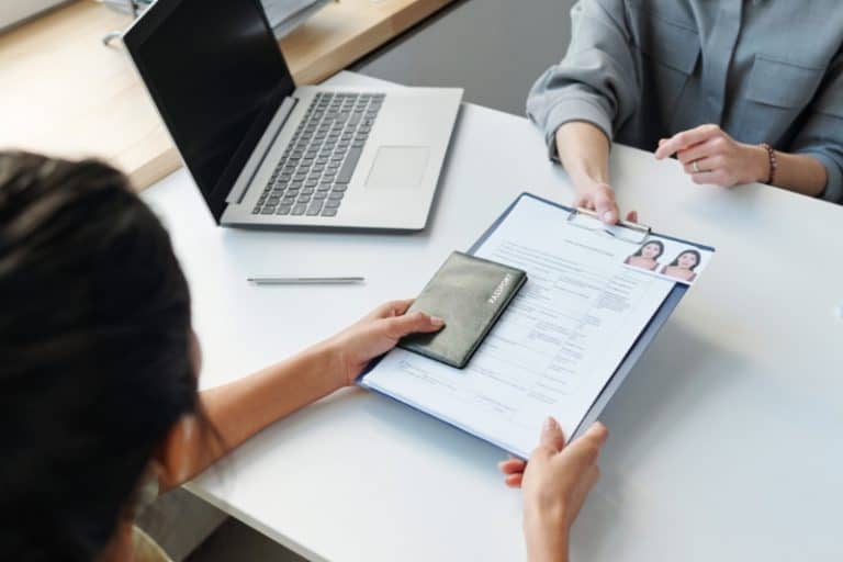 regularizar tu situación en España